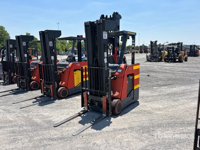 Toyota 8BNCU18   3500 lb Chariot Élévateur Électrique