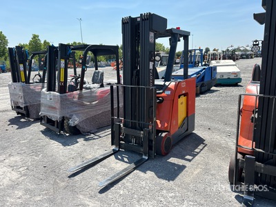 Toyota 8BNCU18   3500 lb Chariot Élévateur Électrique