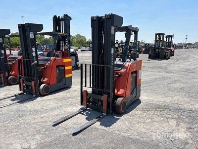 Toyota 8BNCU18   3500 lb Chariot Élévateur Électrique