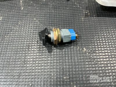 (8) Mason Electric 997-0166 Toggle Switches