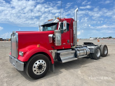 2021 Kenworth W900 6x4 Day Cab Truck Tractor