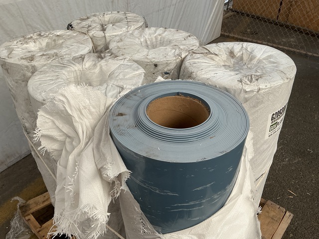 (6) Rolls of 67459040 Blue Marbleized Floor Matting