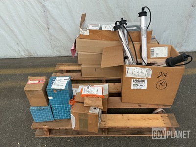 (3) Lighting Fixtures, (4) Tent Lights, (25) Lamps & Assorted Items