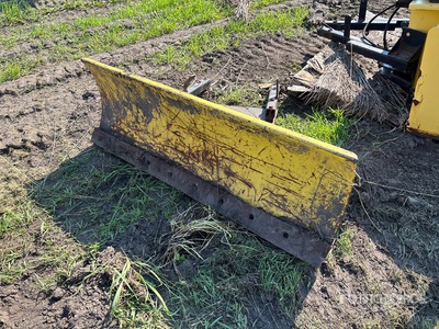 John Deeer 54 in Utility Tractor Blade