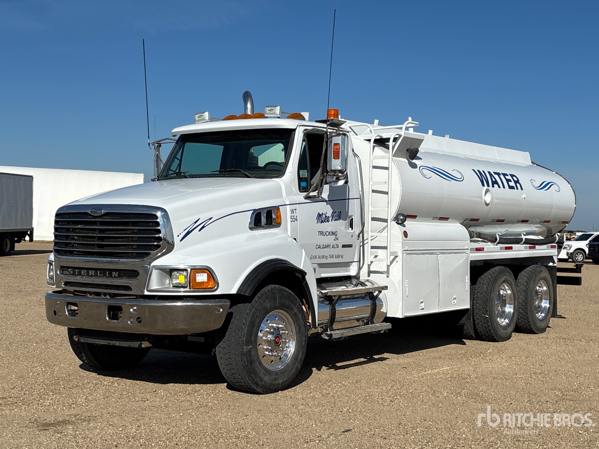 2008 Sterling LT9500 16700 L 6x4 Water Truck