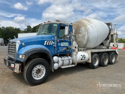 2007 Mack CTP713 Granite 8x4 Mixer Truck