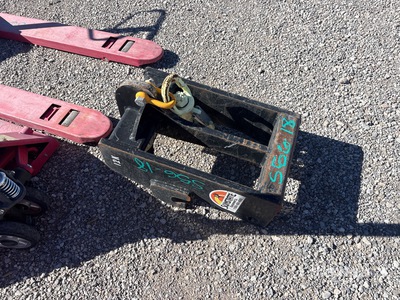 2017 SkyTrak Lift Hookmount 14.5 in Gancho para Manipulador Telescópico