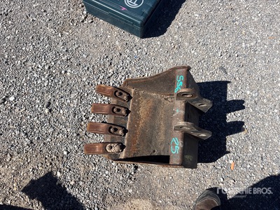 2018 Bobcat 6715497 16 in Cazo para excavadora