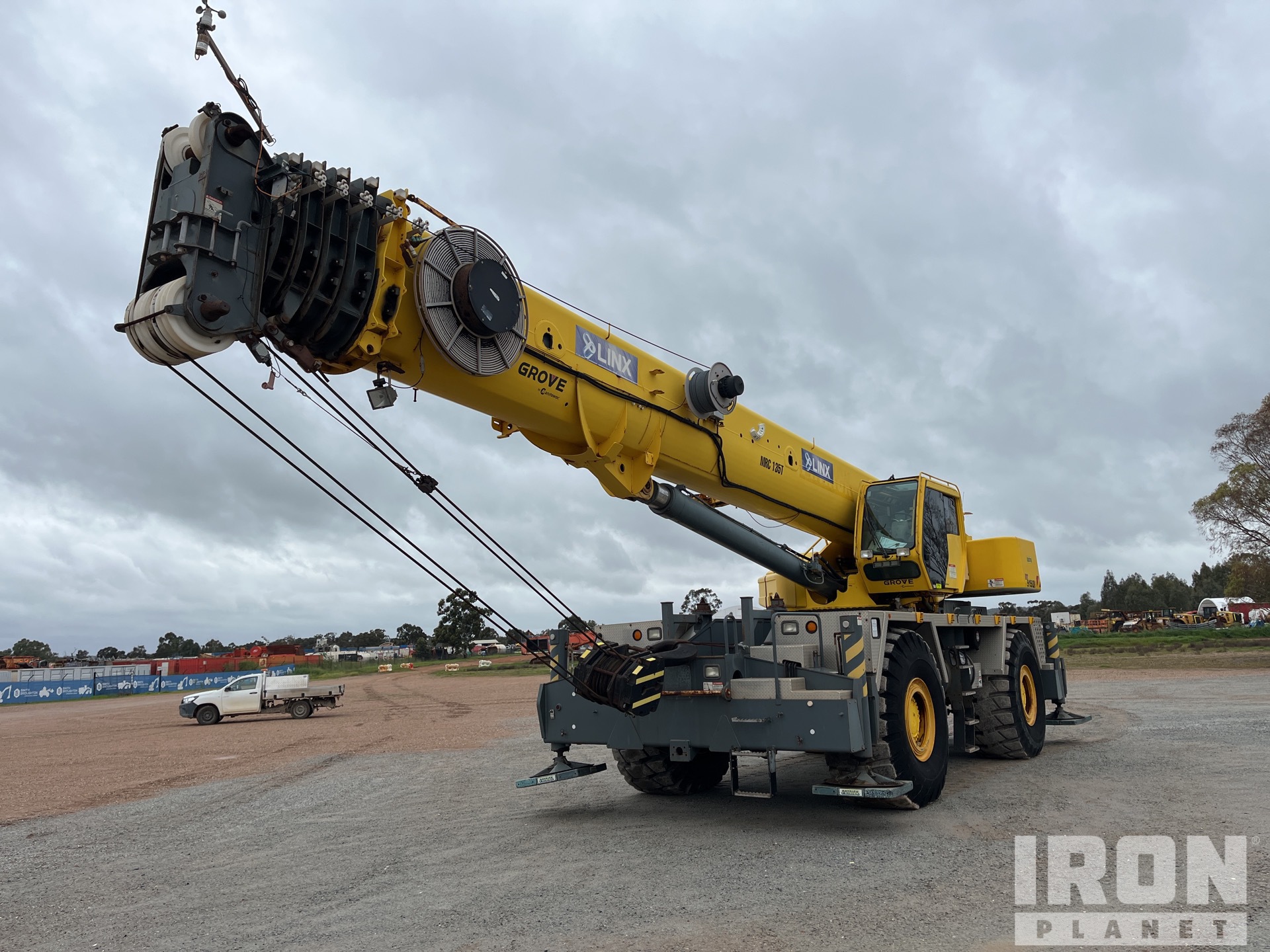 Grove RT9150E 150 t 4x4 Rough Terrain Crane