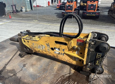 2010 Everdigm RHB320 BA Q/C Trituradora hidráulica - Fits Komatsu PC228