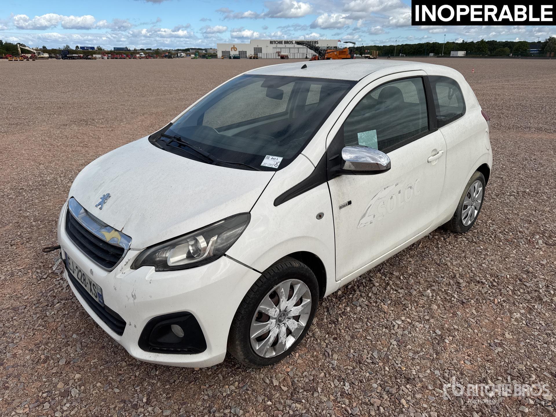 2017 Peugeot 18 Style Automobile (Inoperable)