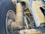 Chassis with Suspension Cylinders