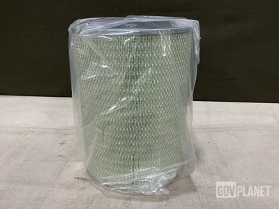 (70) Donaldson P15-2241 Intake Air Cleaner Filters