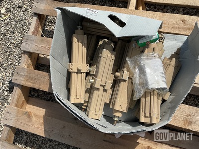 (10) Critical Solutions A203ARR56 Linear Actuating Cylinder Assemblies