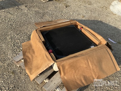12446985 Engine Coolant Radiator