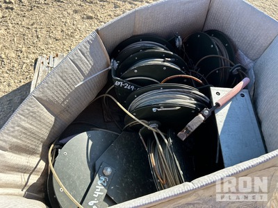 (8) Cable Retractors