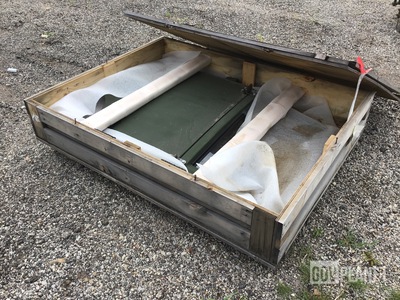 12422928 Vehicular Door
