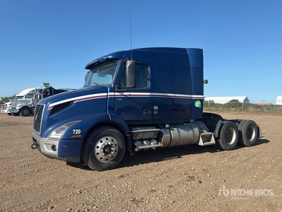 2020 Volvo VNR64T-640 6x4 T/A Sleeper Truck Tractor