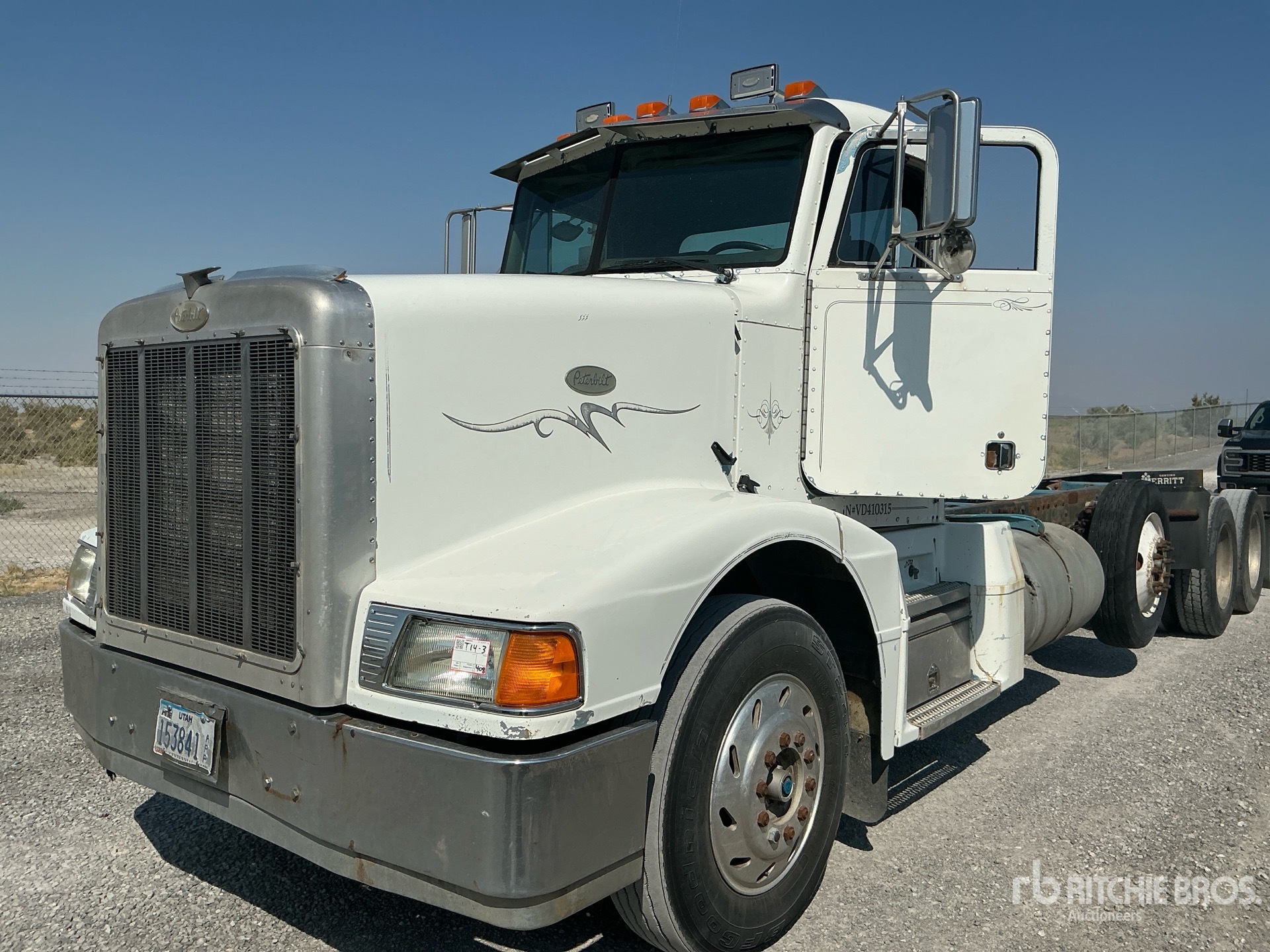 1997 Peterbilt 377 6x4 T/A Sleeper Truck Tractor
