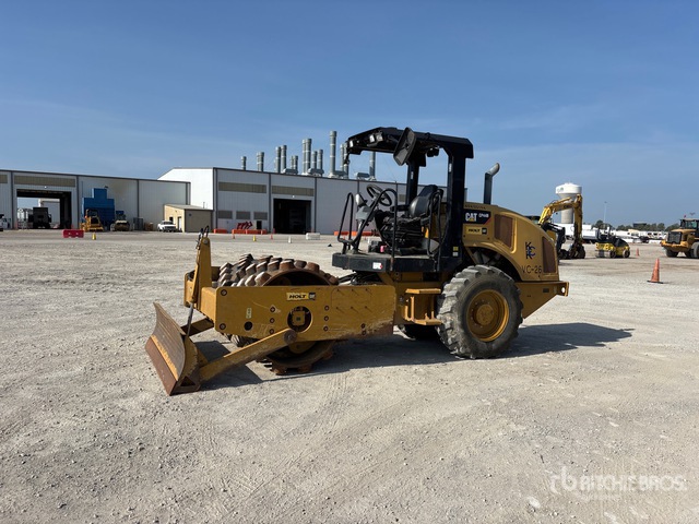 2017 Cat CP44B Padfoot Drum Compactor