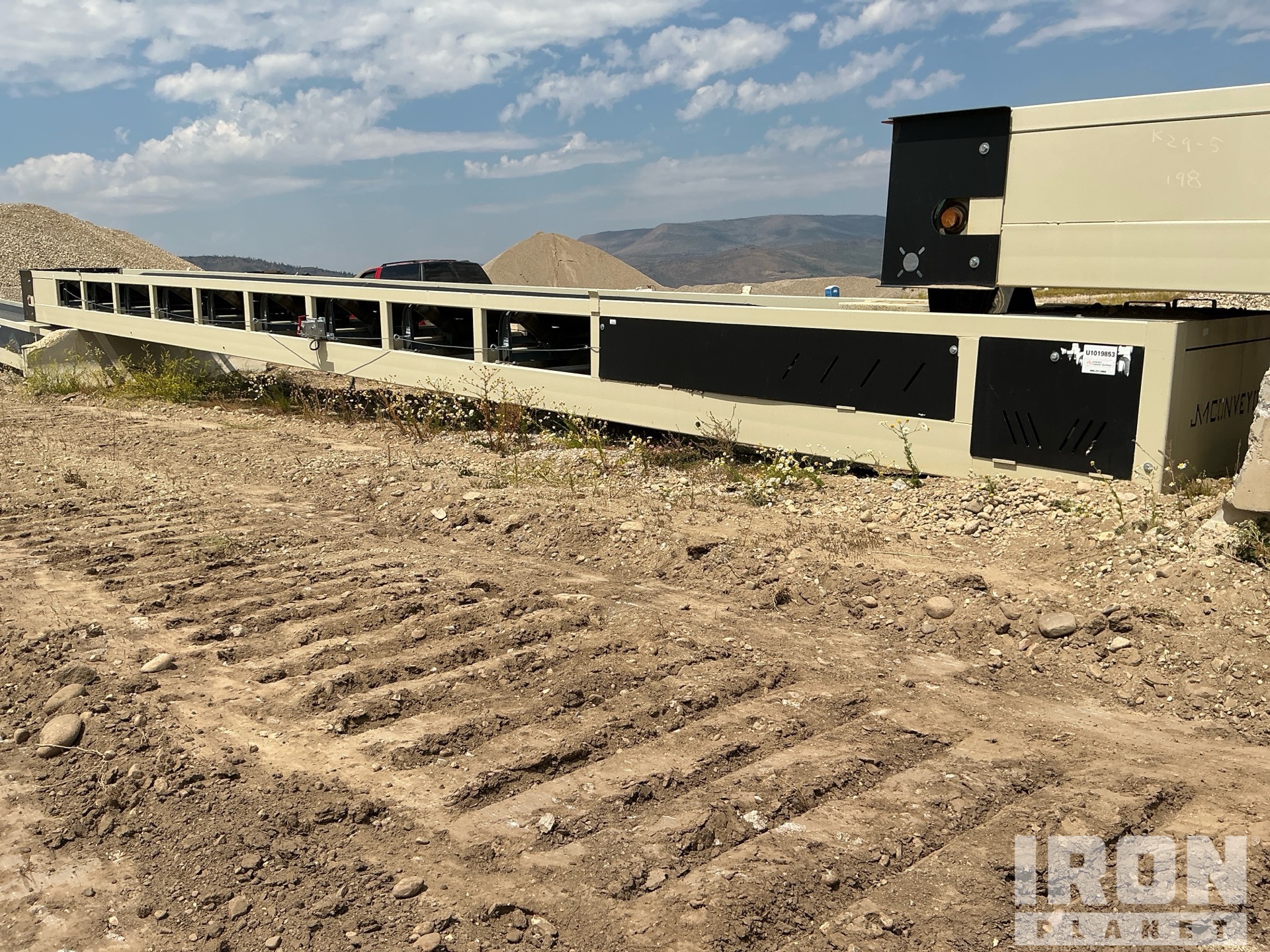2023 JM 36 in x 60 ft Stackable Conveyor