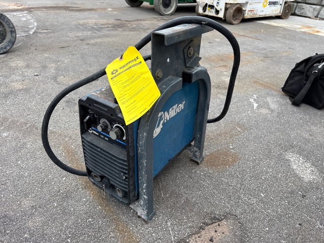 2015 Miller CST-280 280 A Multi-Process Electric Welder (Inoperable)