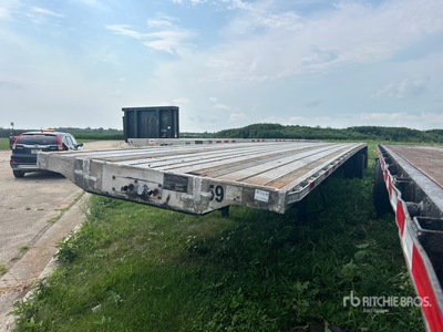 2015 Transcraft 48X102 48 ft T/A Spread Axle Remolque caja abierta