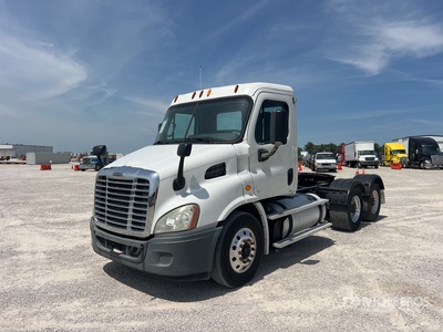 2014 Freightliner Cascadia 113 6x4 Tracteur routier
