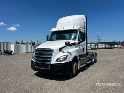 2020 Freightliner Cascadia 126 6x4 T/A Day Cab Truck Tractor