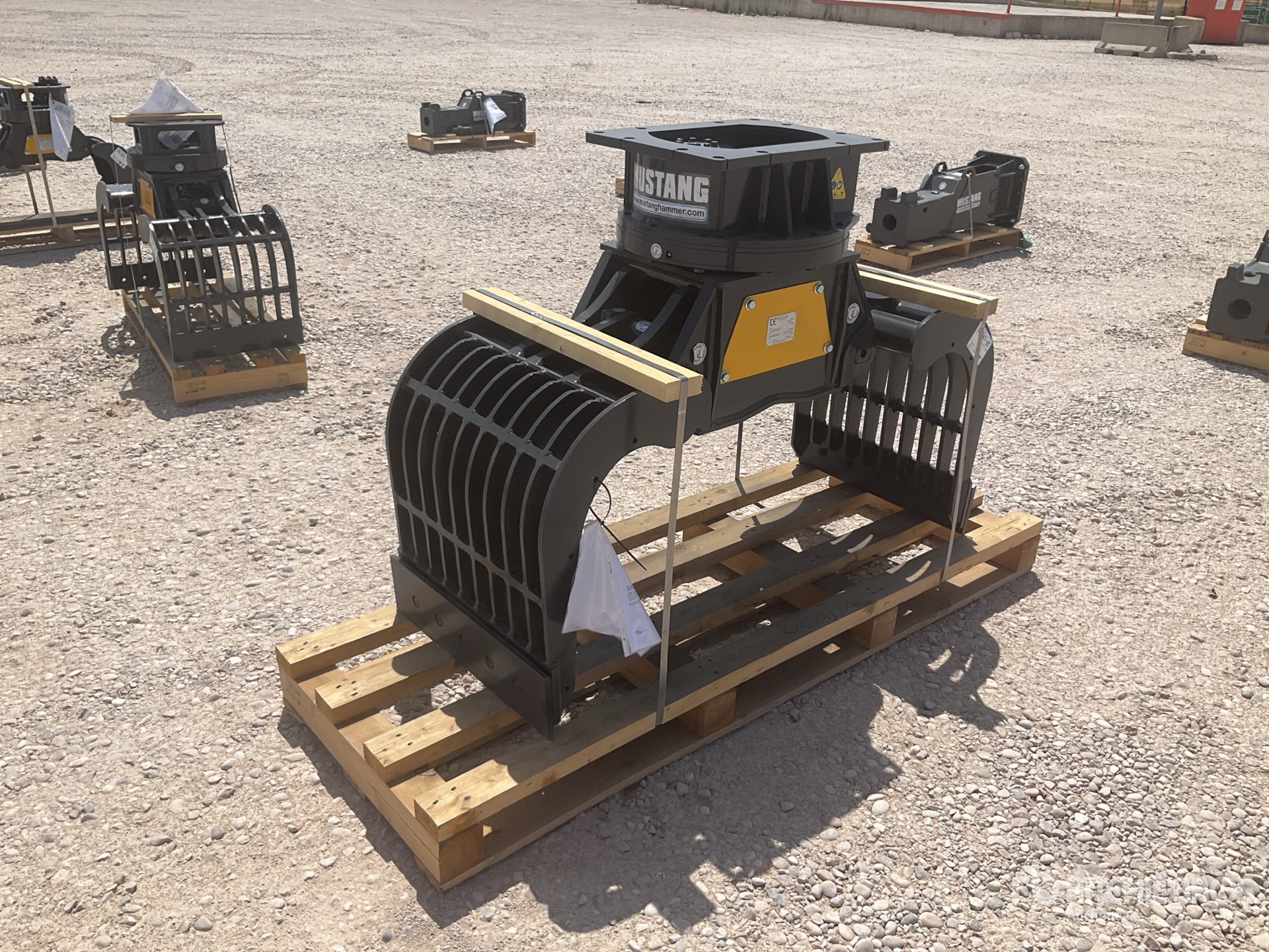 2026 Mustang GRP 450 D Demolition Grapple (Unused)