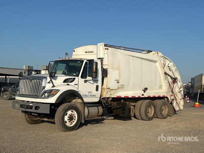 2014 International WorkStar 7400 6x4 Rear Loader Waste Collection Truck