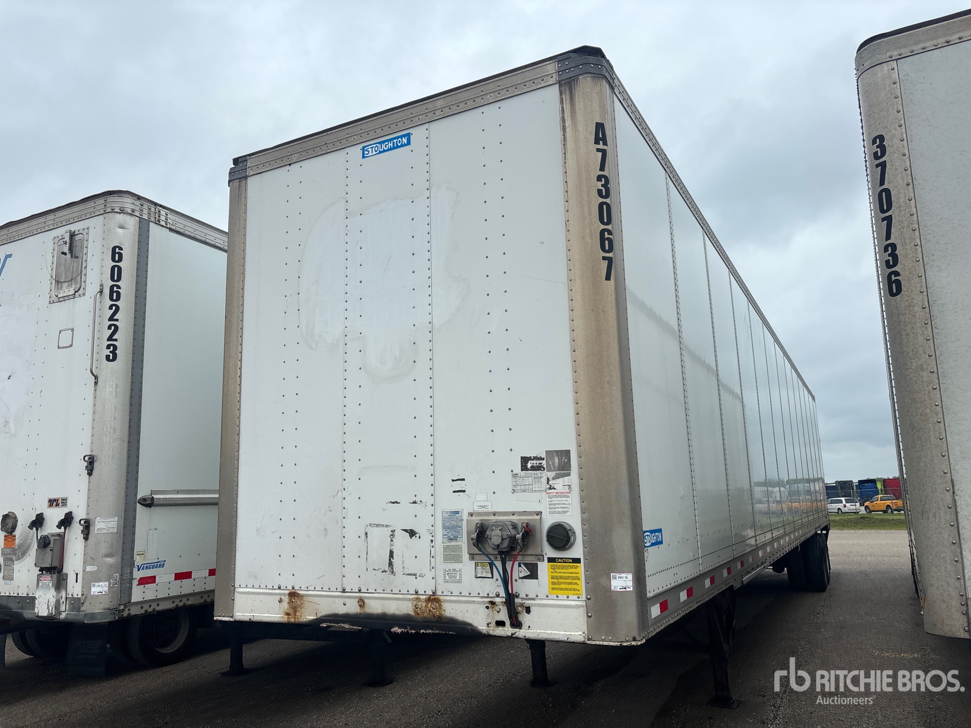 2022 Stoughton ZGPVW-535T-S-C-AR 53 ft x 102 in T/A Van Trailer