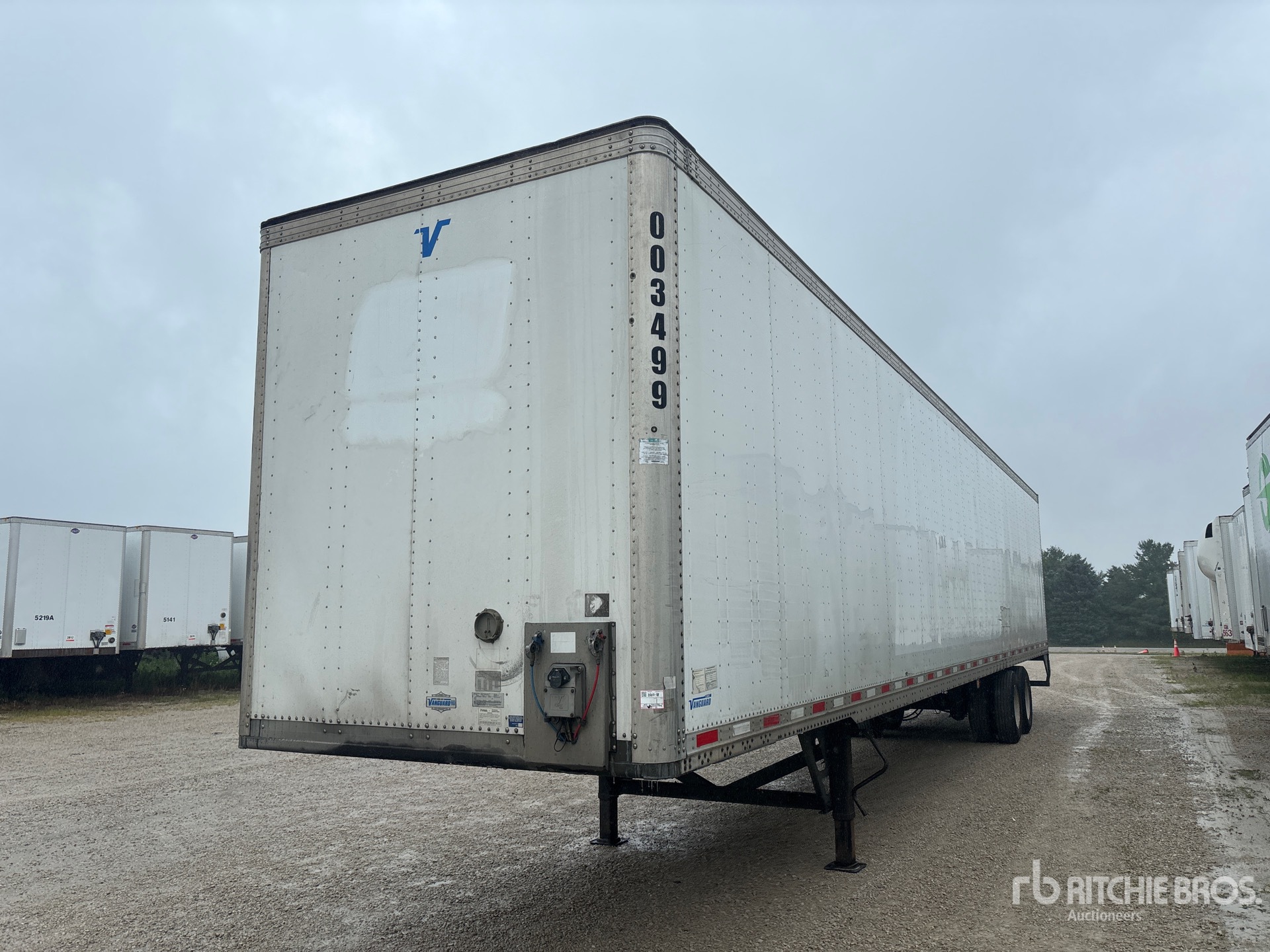 2020 Vanguard Maxcube 53 ft x 102 in T/A Van Trailer