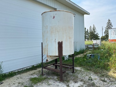 800 gal Steel Tank