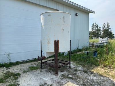800 gal Steel Tank