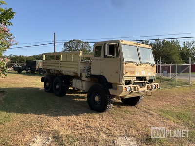 1997 Stewart & Stevenson M1093 MTV 6x6 Cargo Truck