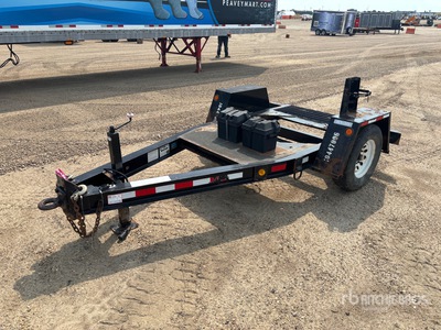 2015 TowMaster Inc 5 ft S/A Utility Trailer