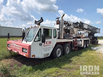 2001 Link-Belt HTC8670 140000 lb 8x4 Hydraulic Truck Crane