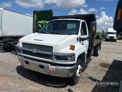 2003 Chevrolet C5500 4x2 Ciężarówka z płaską platformą