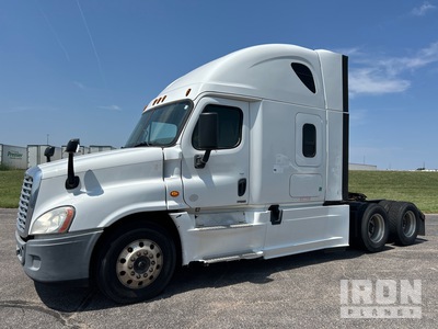 2016 Freightliner Cascadia 125 6x4 Tracteur routier couchette