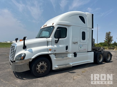 2017 Freightliner Cascadia 125 6x4 T/A Sleeper Truck Tractor