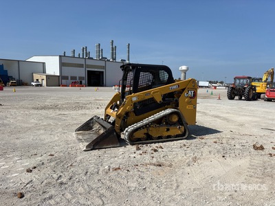 2019 Cat 239D3 Two-Speed Compact Track Loader