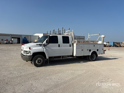2005 Chevrolet C4500 4x2 Crew Cab Ciężarówka użytkowa