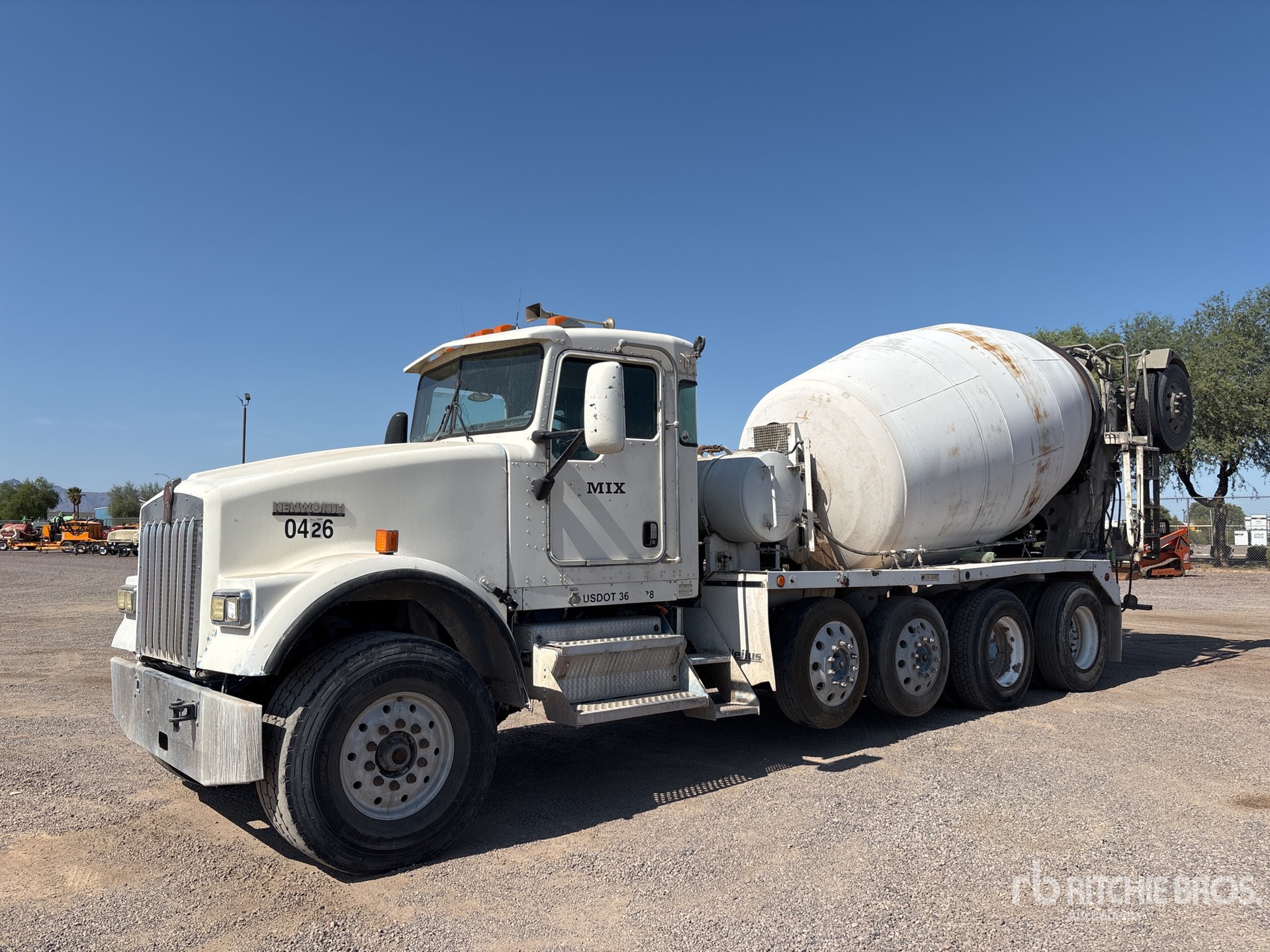 2004 Kenworth W900 6x4 Mixer Truck