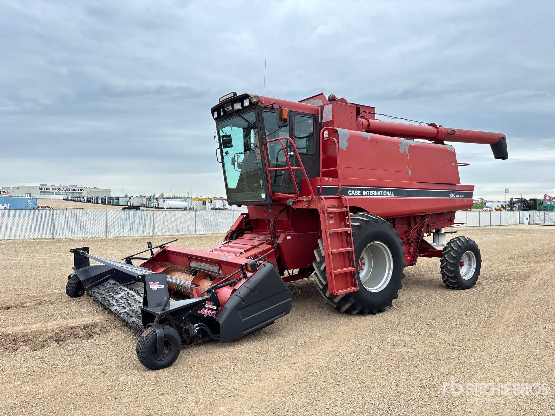 1989 Case 1680 Combine Harvester