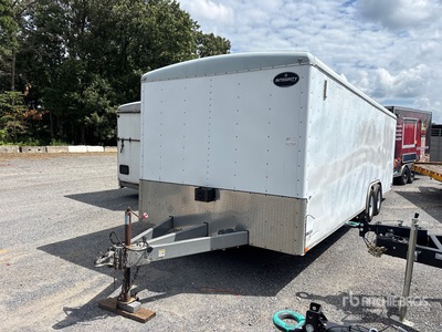 2014 Integrity 24 ft T/A Enclosed Trailer
