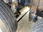 Underbody with Non-Driven Drop Axle (2)