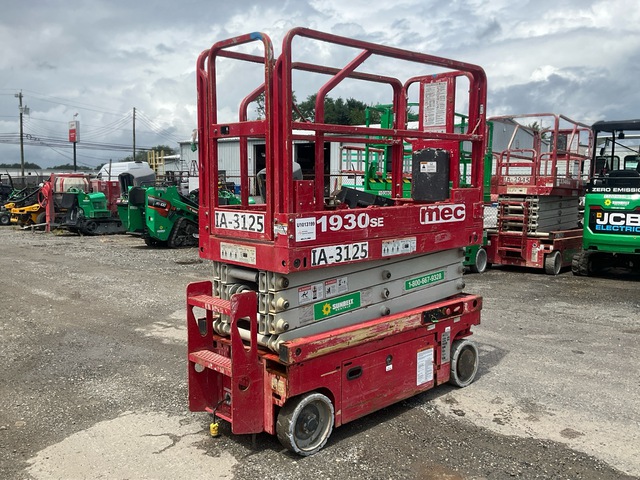 2017 MEC 1930SE Electric Scissor Lift
