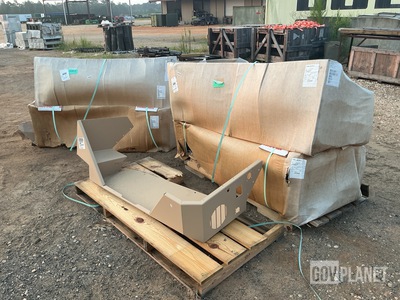 (5) General Dynamics 10022247 Vehicular Fenders