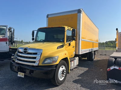 2019 Hino 268 4x2 Van Truck